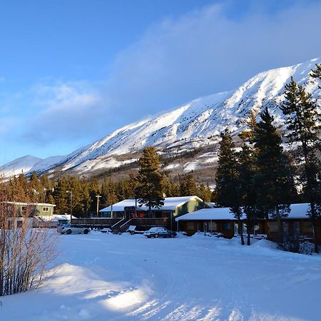 Spirit Lake Lodge Whitehorse Esterno foto