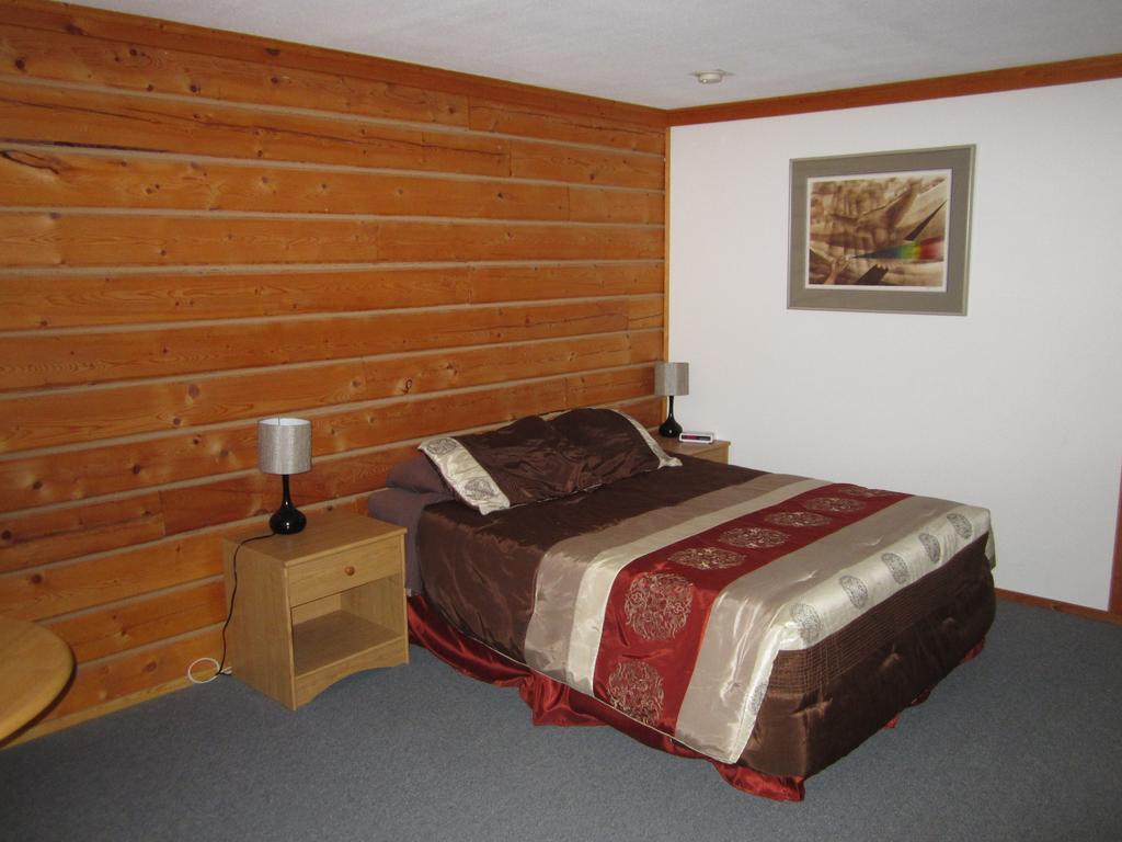 Spirit Lake Lodge Whitehorse Camera foto