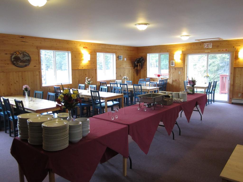 Spirit Lake Lodge Whitehorse Esterno foto