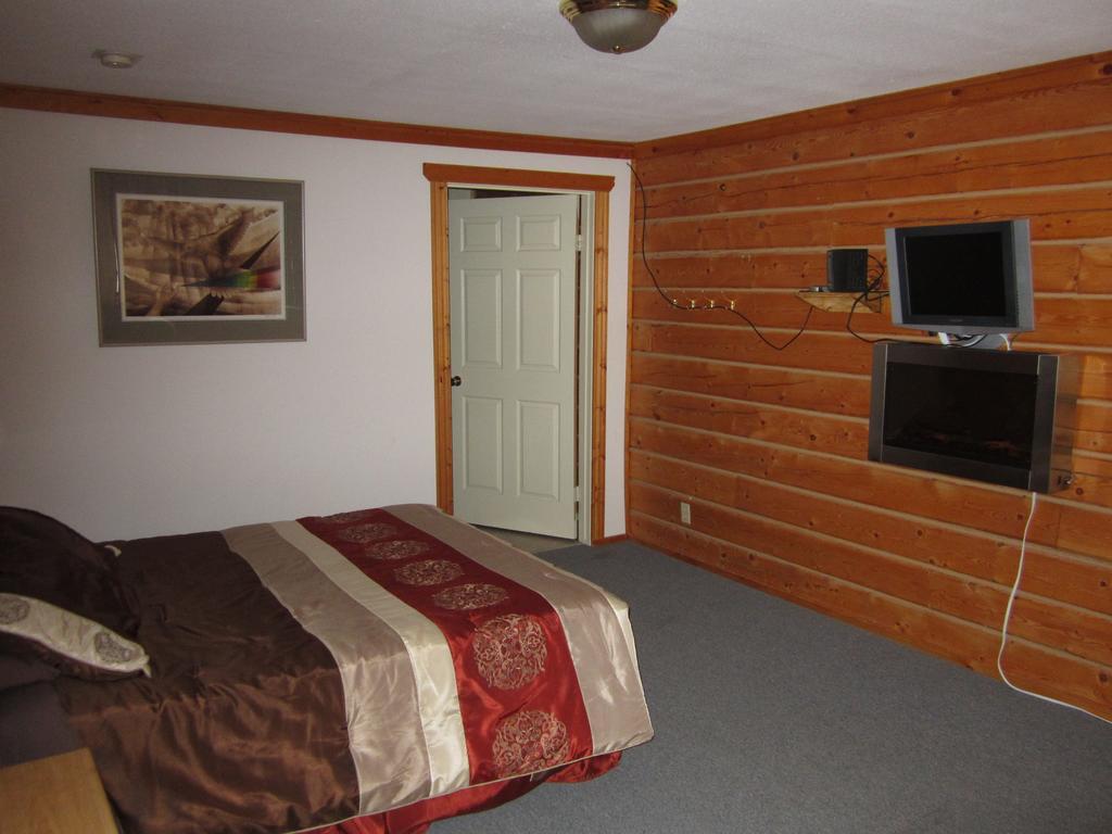 Spirit Lake Lodge Whitehorse Camera foto