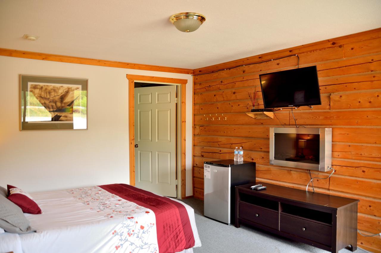 Spirit Lake Lodge Whitehorse Esterno foto