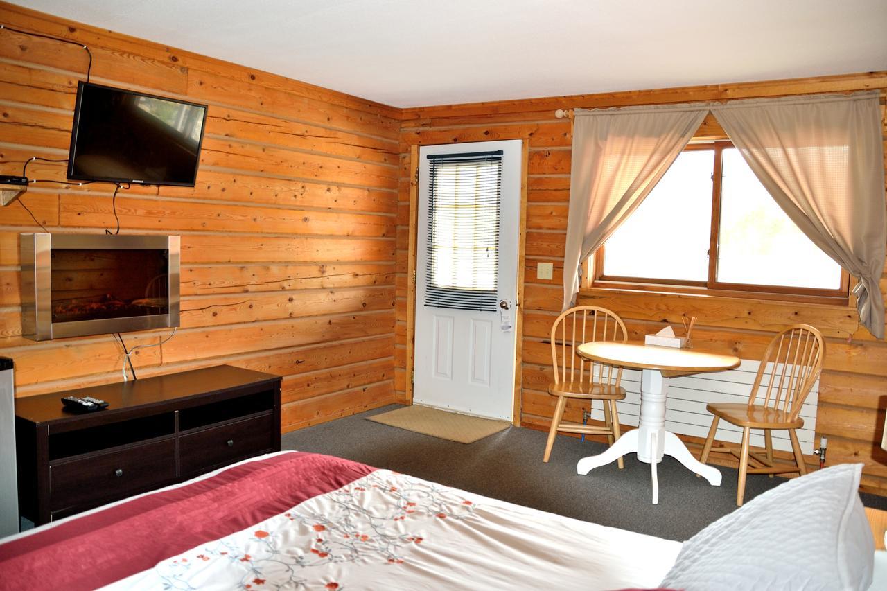 Spirit Lake Lodge Whitehorse Esterno foto